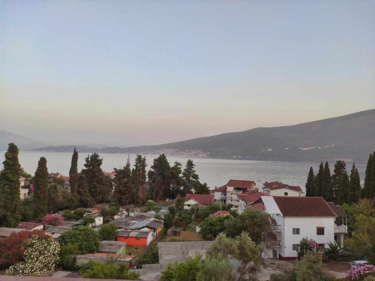 Apartments Sijerkovic Herceg Novi Exterior photo